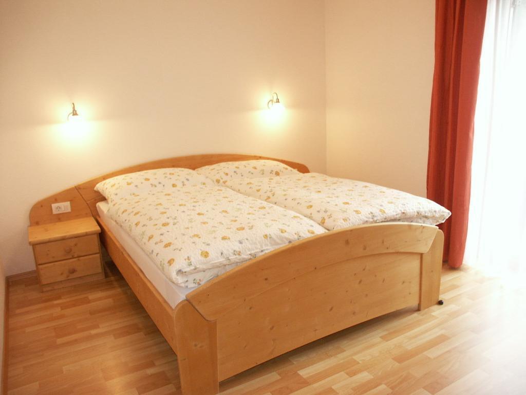 Appartaments Hatzlhof Sterzing Zimmer foto